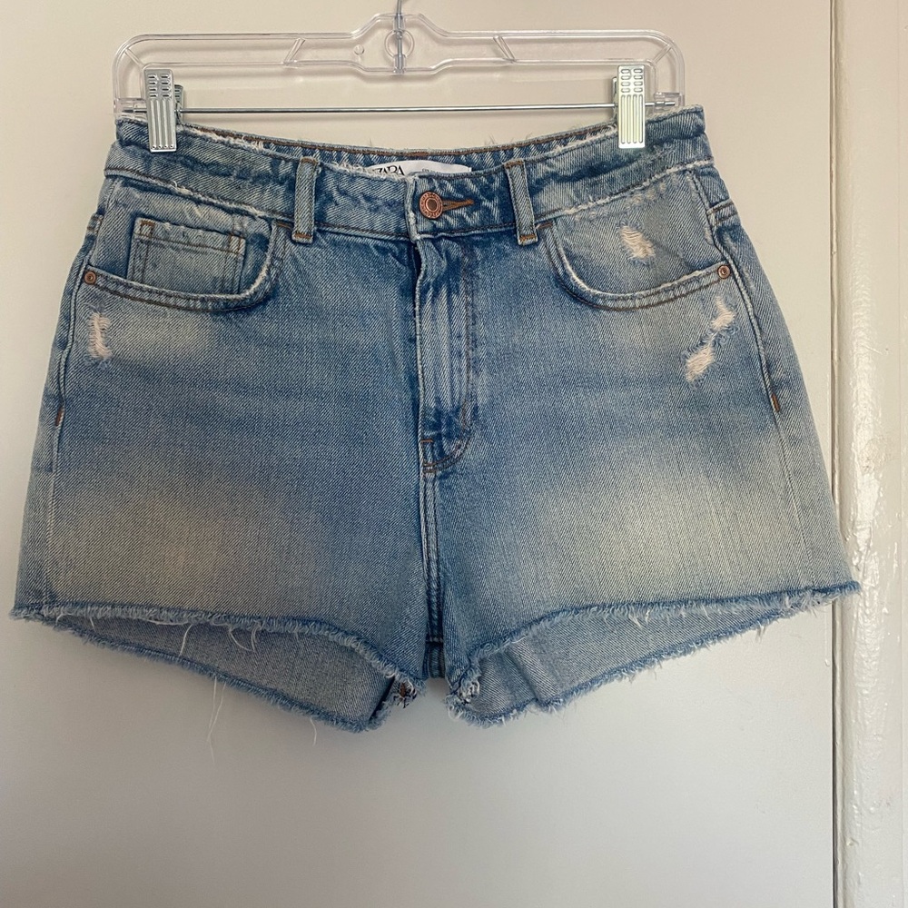 Zara Light Blue Distressed Jean‎ Shorts